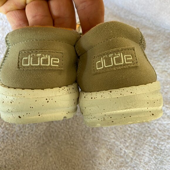 Hey Dude Wally Youth Sox Sahara Slip-On Shoes Size US Y2–L3 / EU 34 Tan - Picture 5 of 5